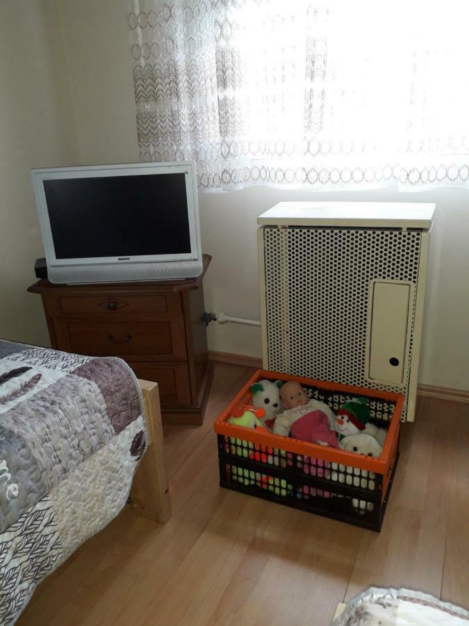 Annika Apartman Eger Extérieur photo